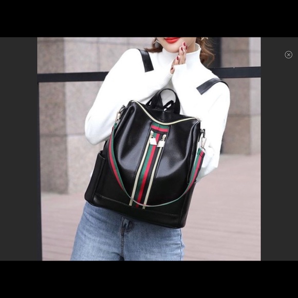 Mini Double Strap Oxford Backpack 🎒 - Picture 3 of 12